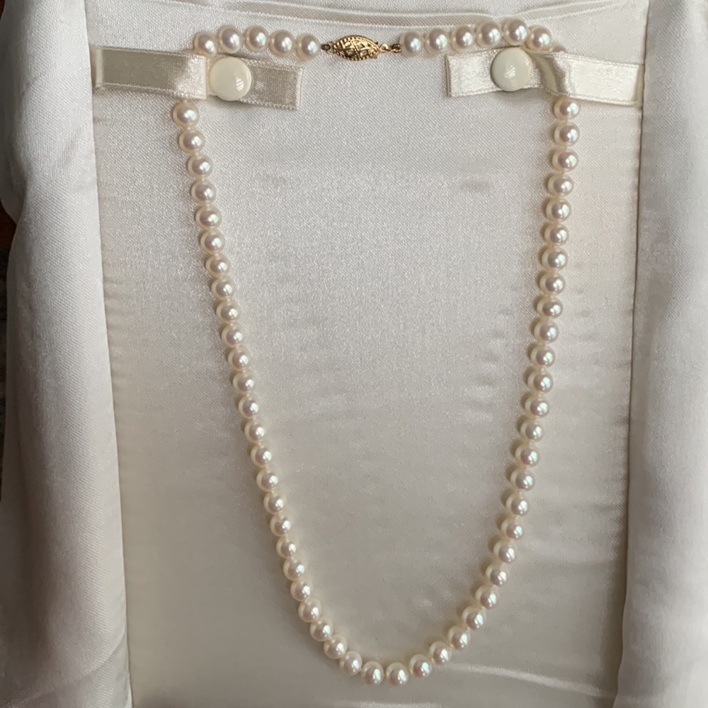 Littman Jewelers Pearl Necklace
